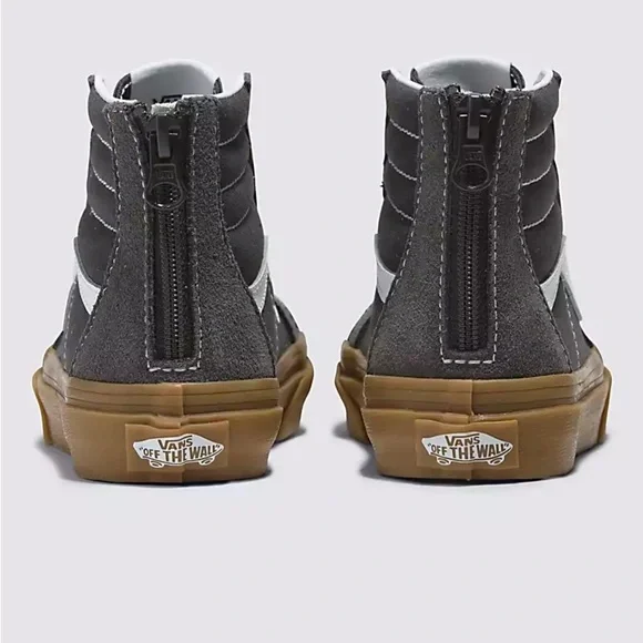 New in box, size 3 Legendary Sk8-Hi with Heel Zippers - Picture 3 of 4